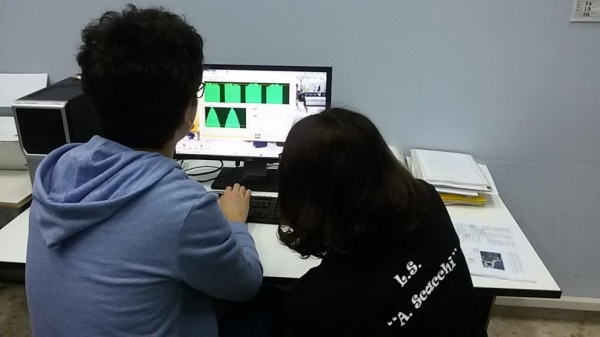 Studenti a lavoro